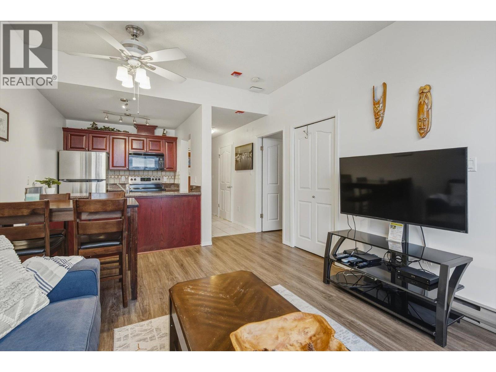 106 4573 CHATEAU BOULEVARD, Whistler