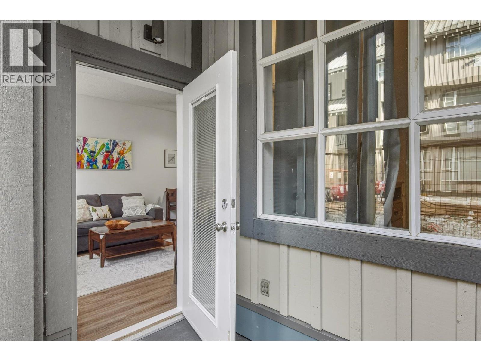 106 4573 CHATEAU BOULEVARD, Whistler