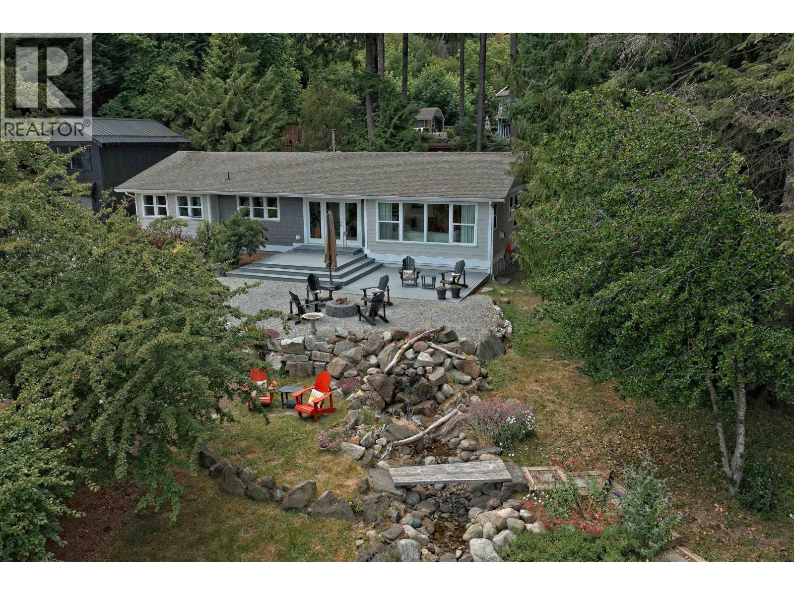 118 DOUGLAS ROAD - Photo 4 of 40, Salt Spring Island, British Columbia