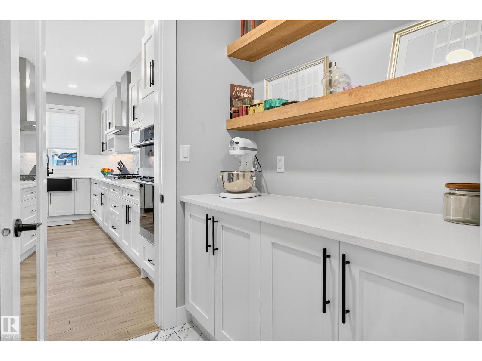 3912 GINSBURG CR NW, Edmonton