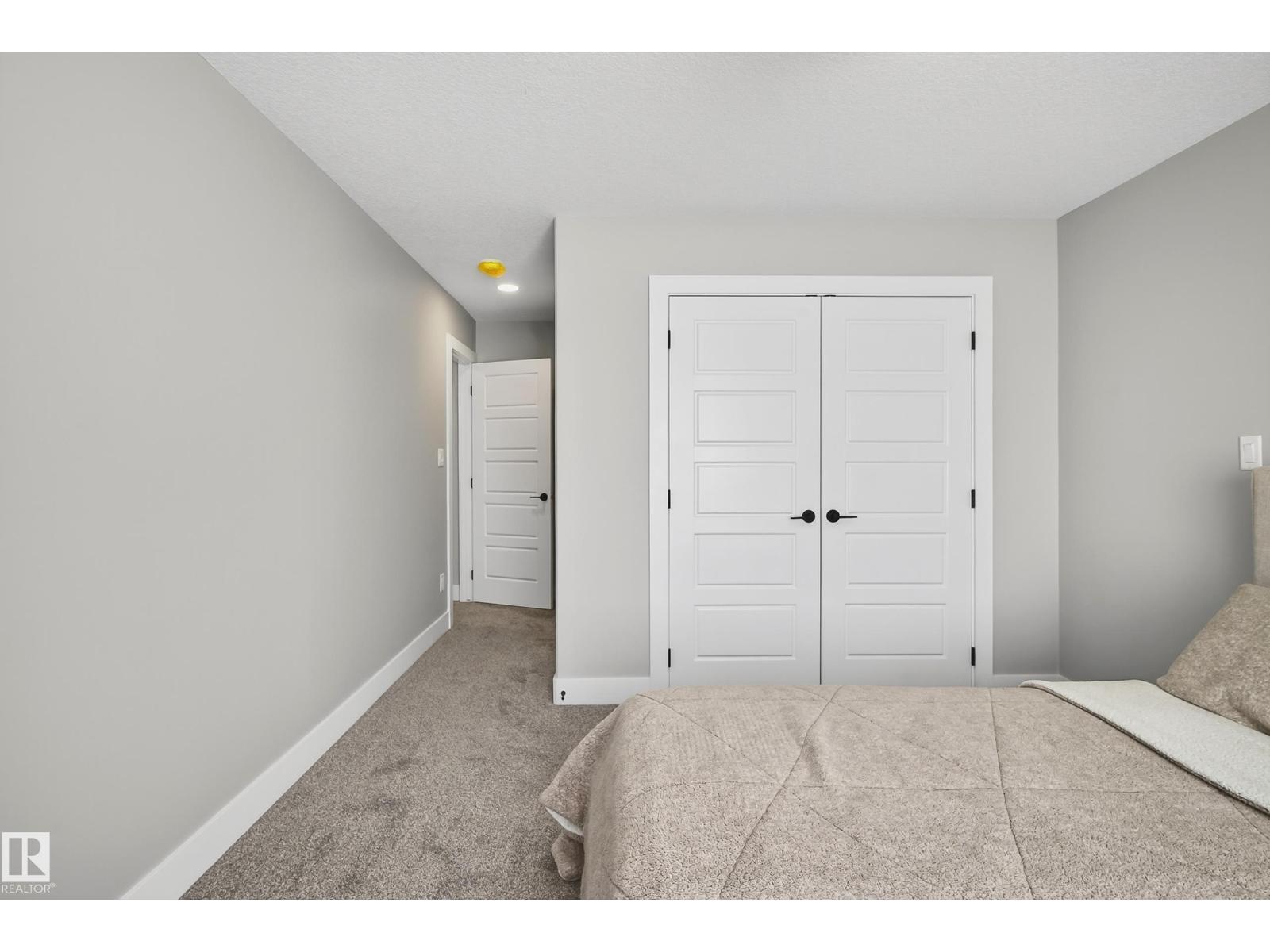 3912 GINSBURG CR NW, Edmonton