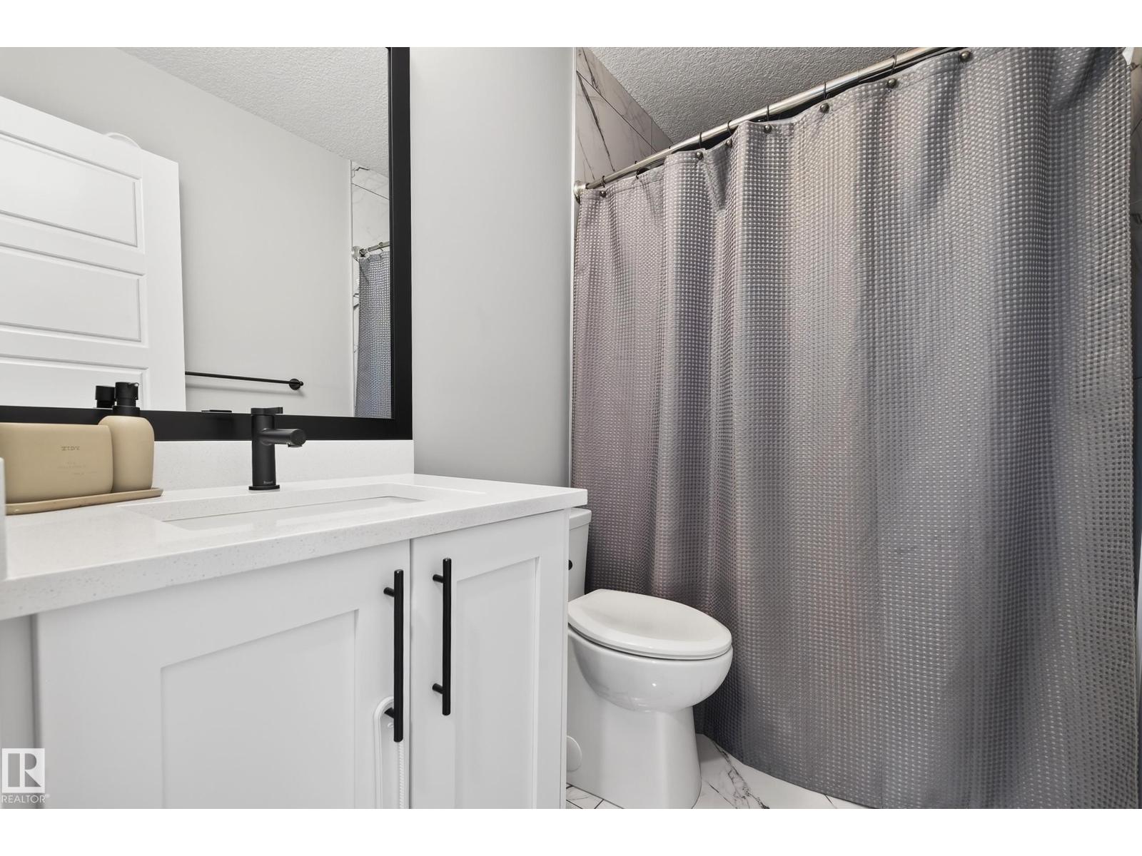 3912 GINSBURG CR NW, Edmonton