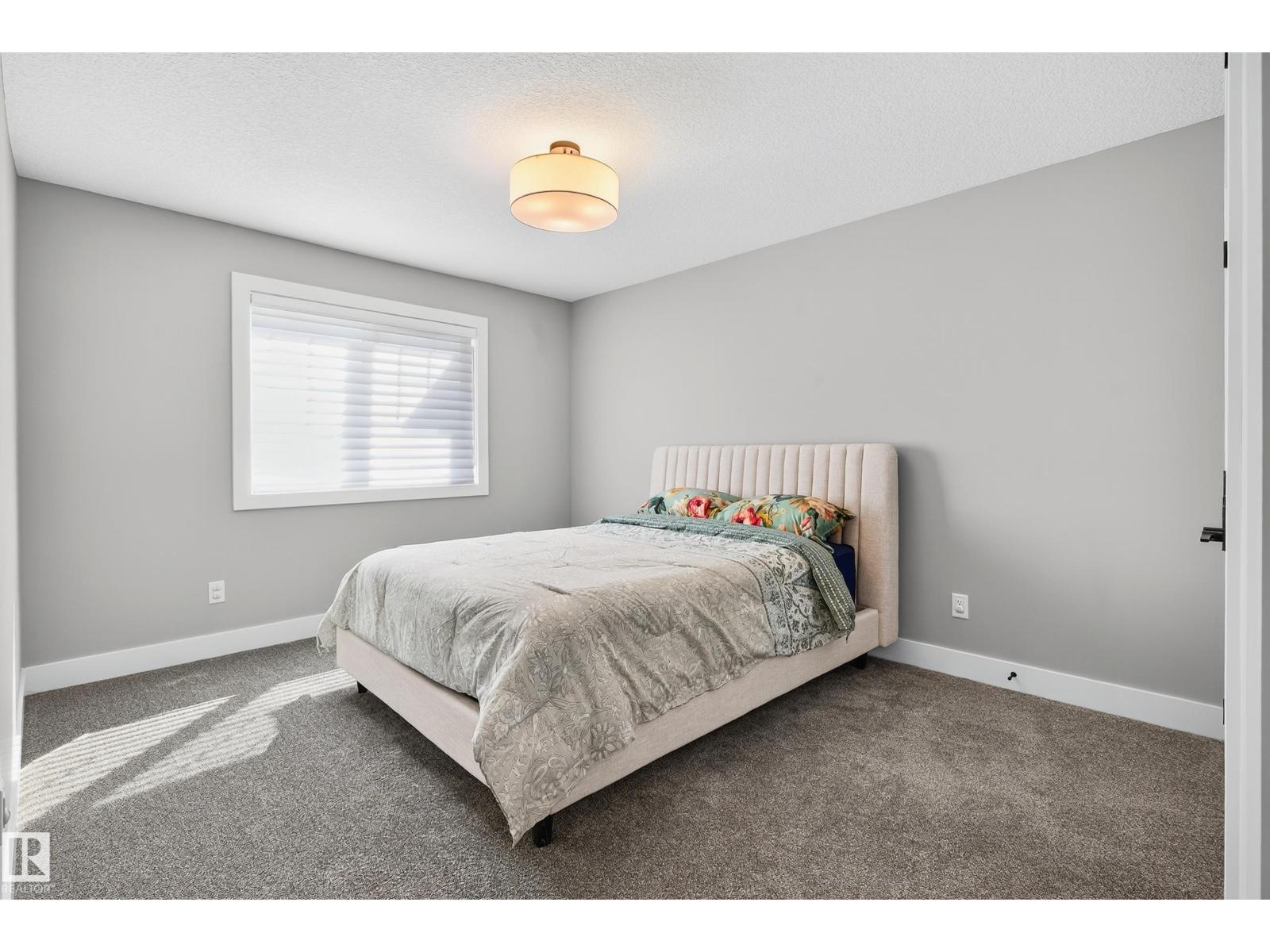 3912 GINSBURG CR NW, Edmonton