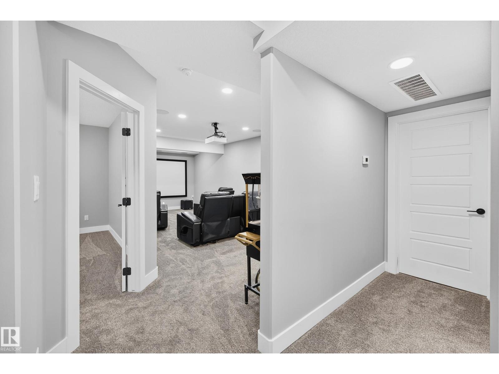 3912 GINSBURG CR NW, Edmonton