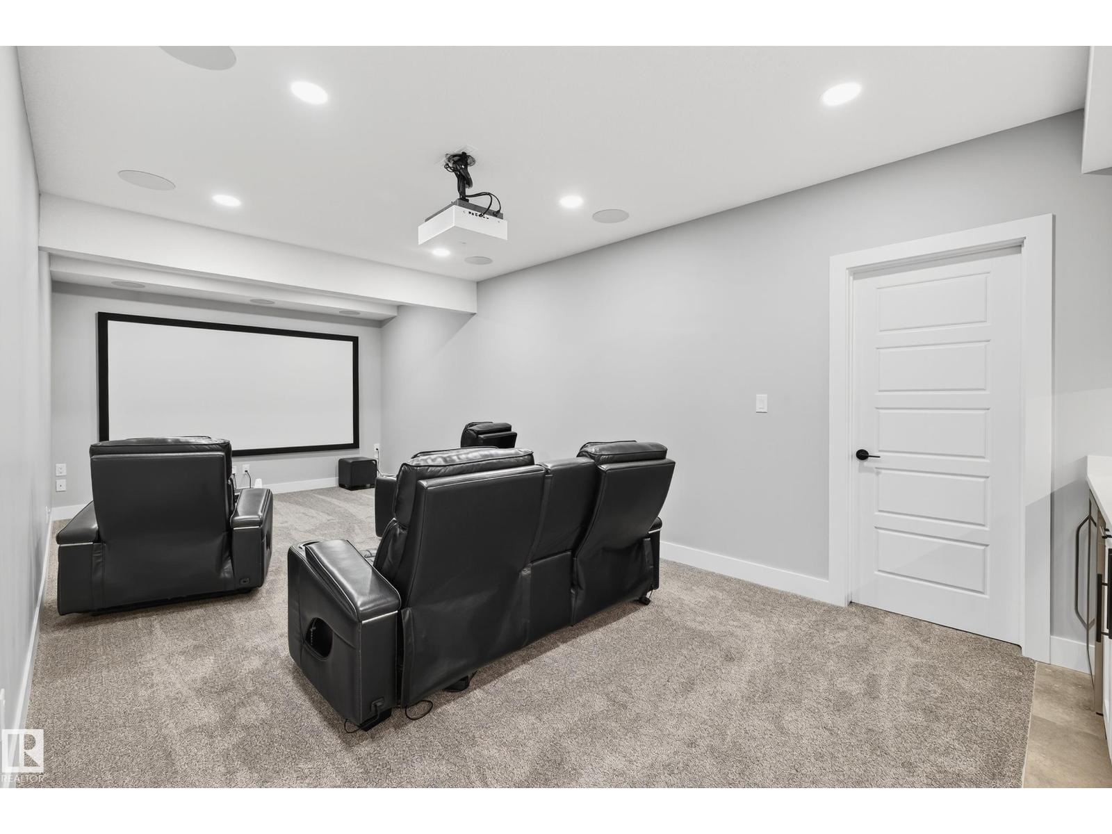 3912 GINSBURG CR NW, Edmonton