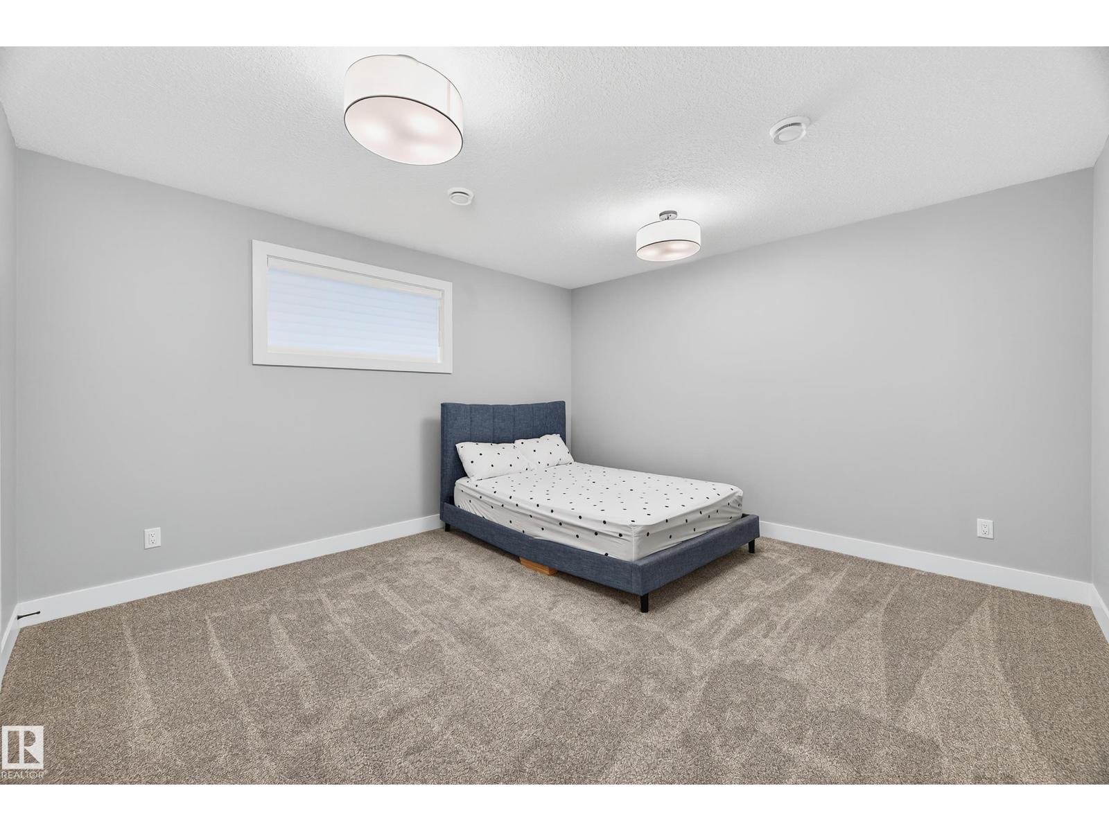 3912 GINSBURG CR NW, Edmonton