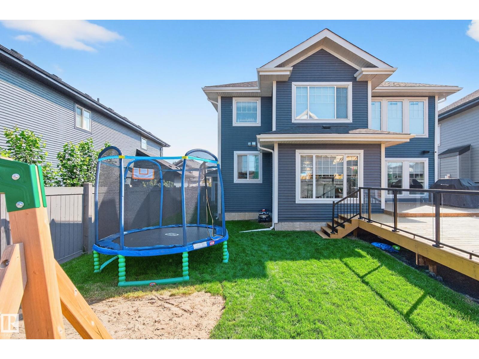 3912 GINSBURG CR NW, Edmonton