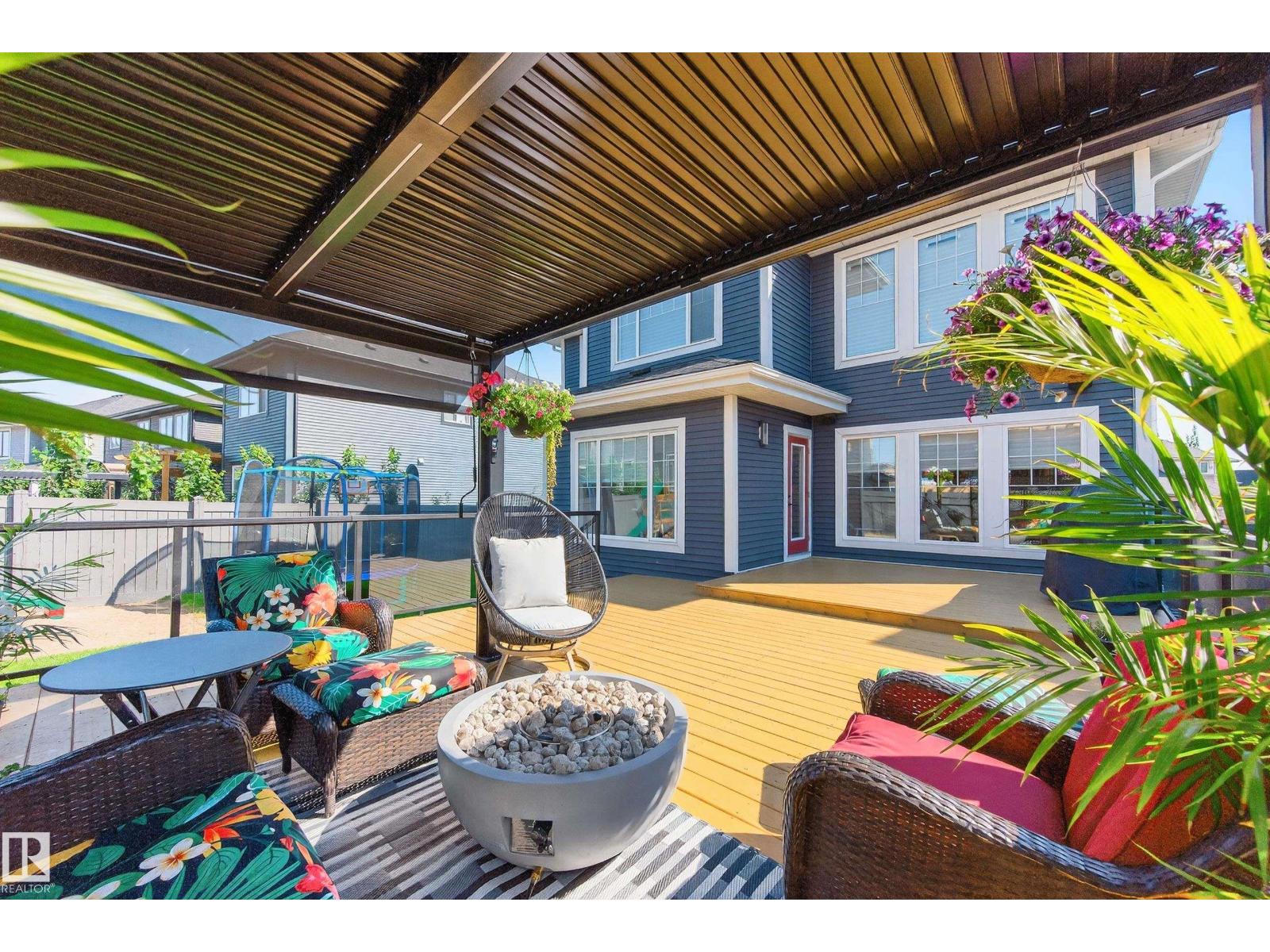 3912 GINSBURG CR NW, Edmonton