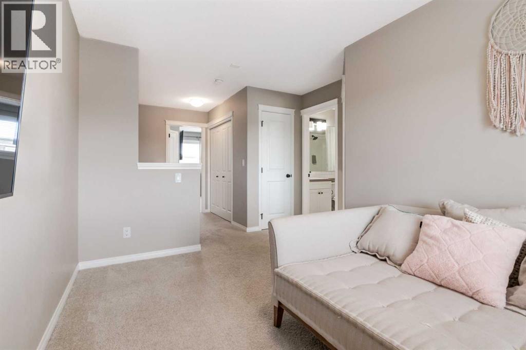 Single Family House for Sale in  Belmont Drive SW Belmont Calgary 