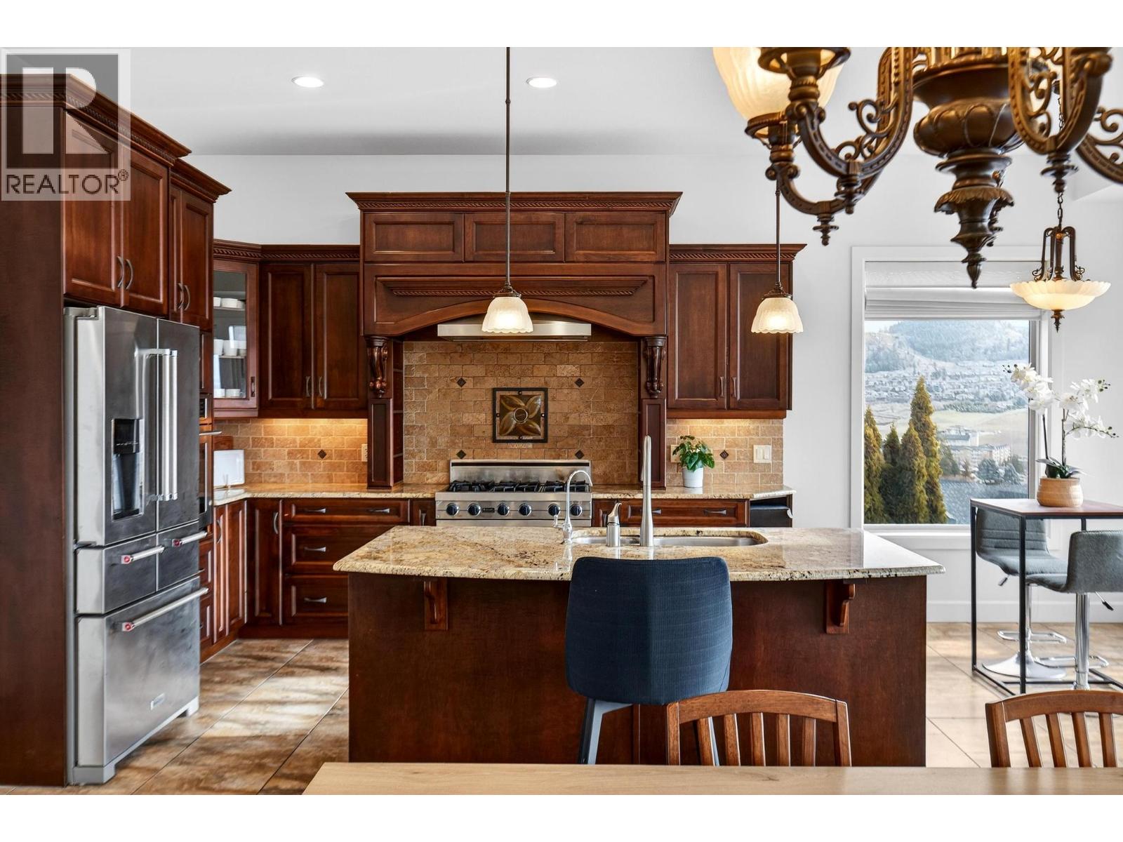 748 Traditions Crescent, Kelowna