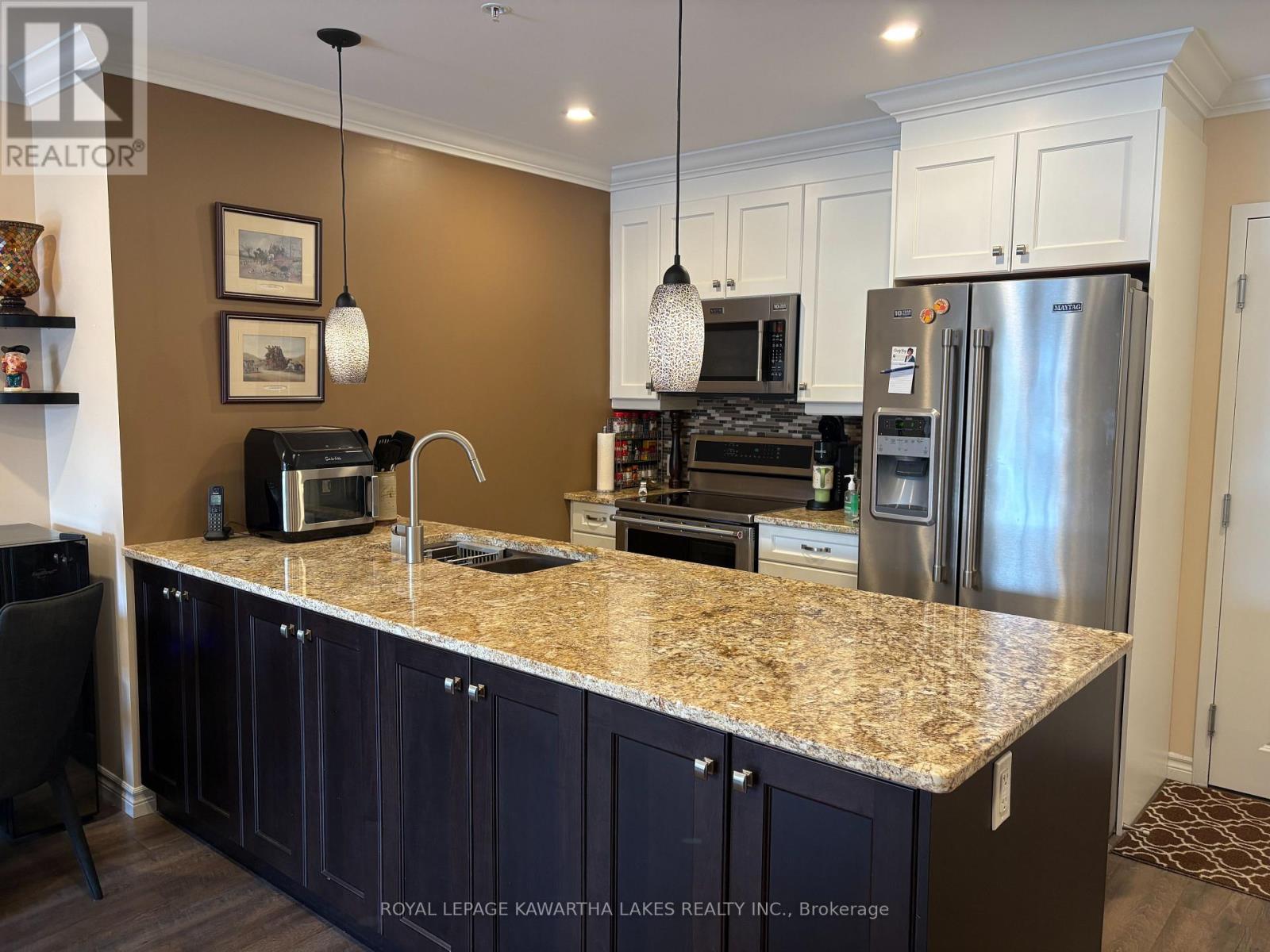 #103 58 GLENELG STREET W - 11
