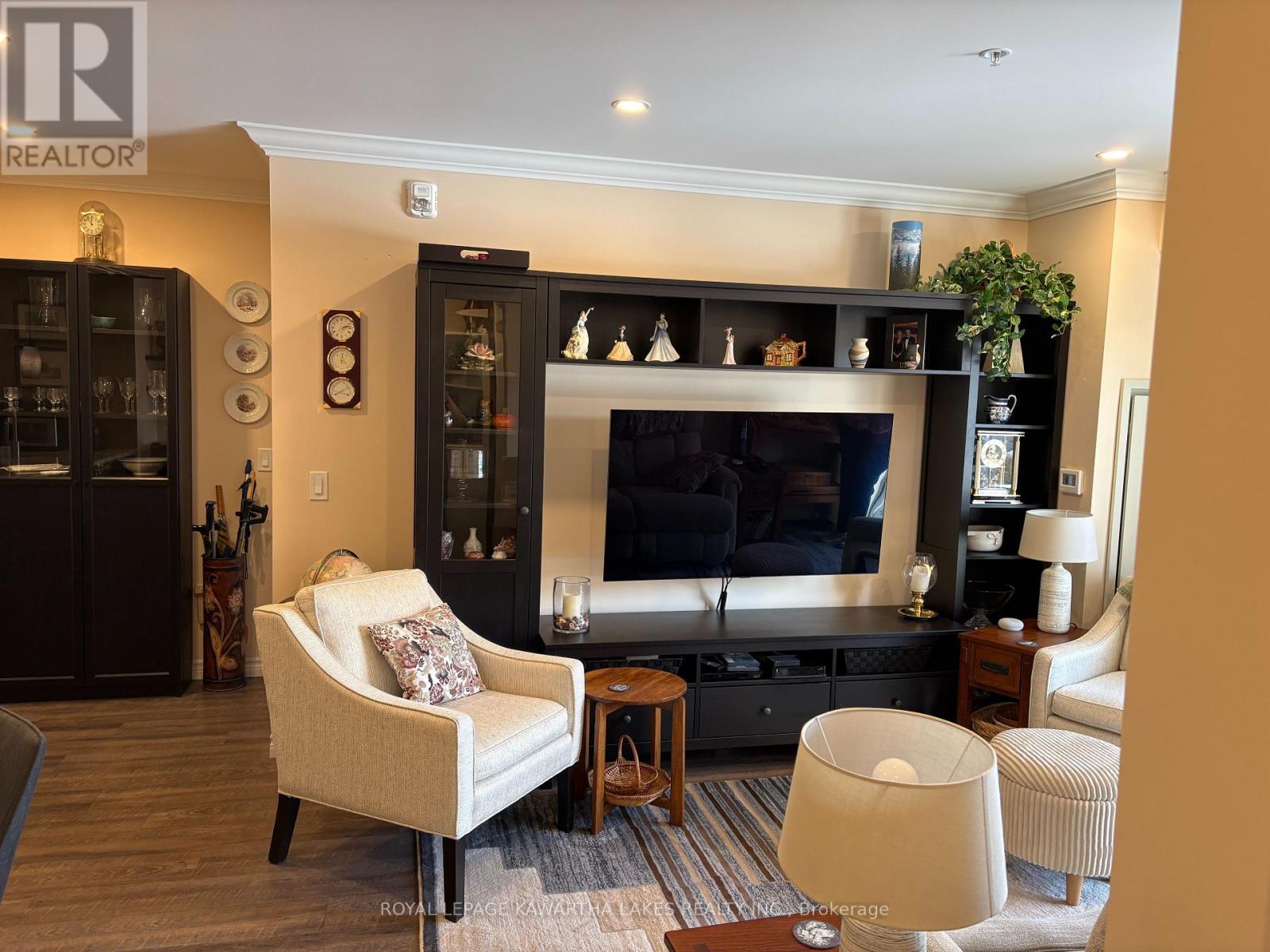 #103 58 GLENELG STREET W - 20