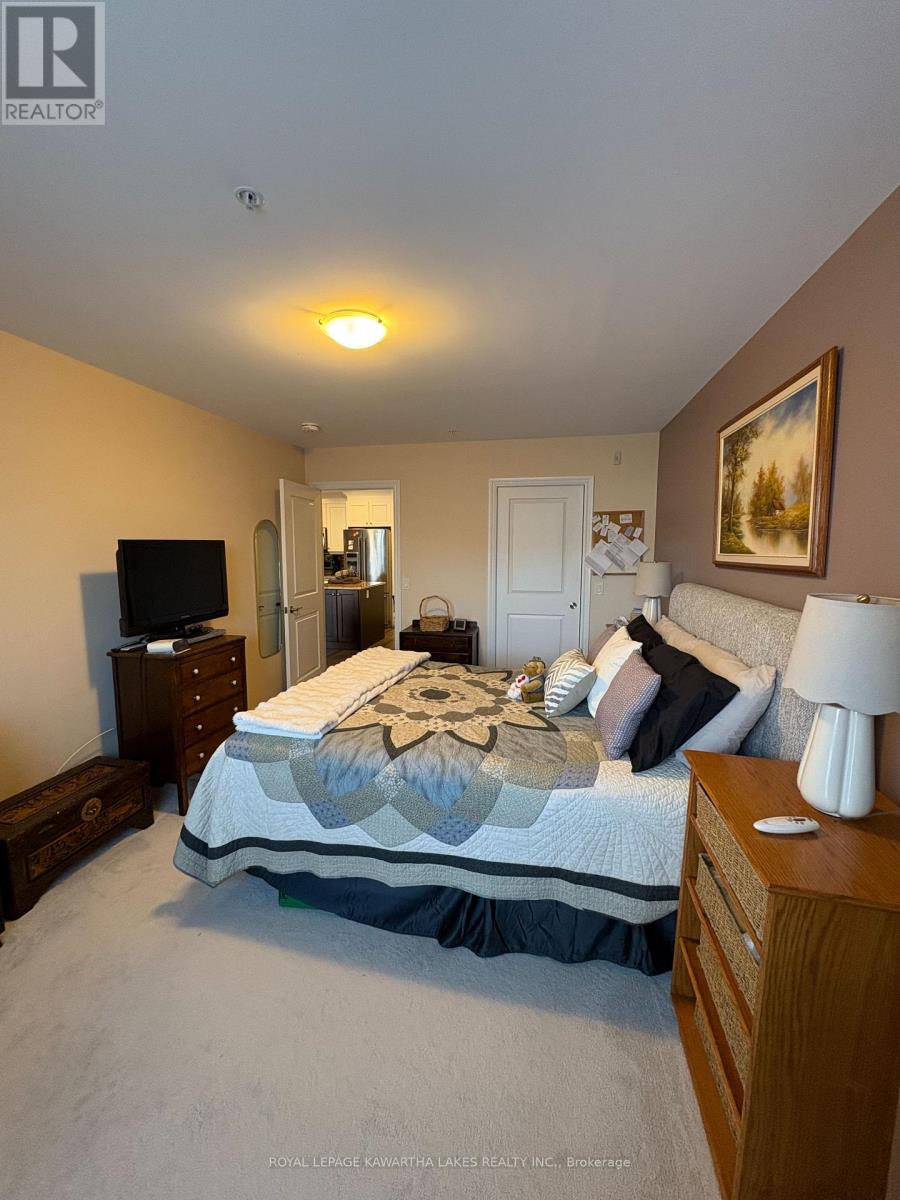 #103 58 GLENELG STREET W - 32