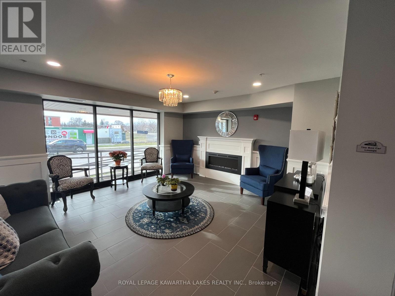 #103 58 GLENELG STREET W - 40