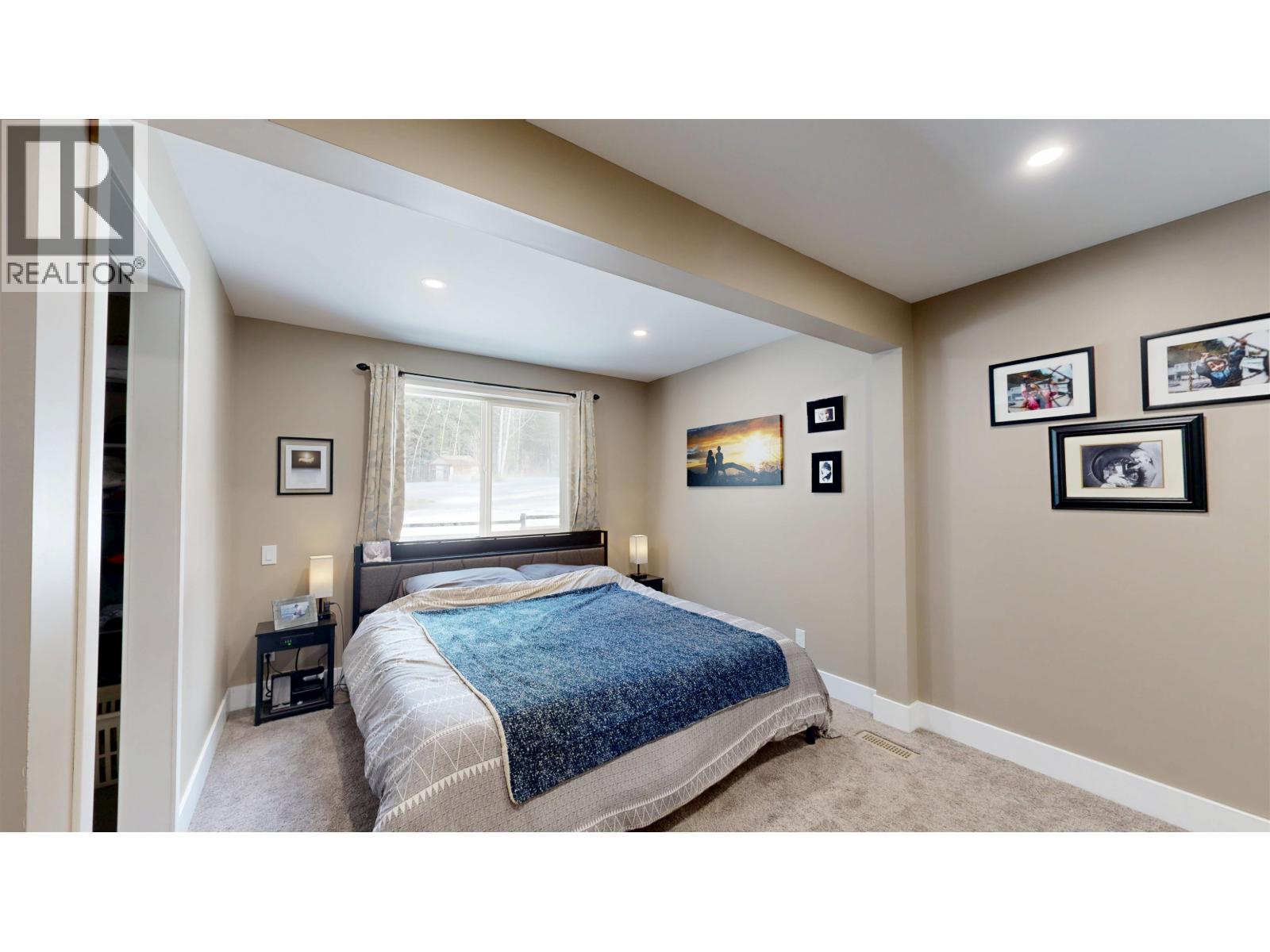 4737 SUSSNEE ROAD - 23