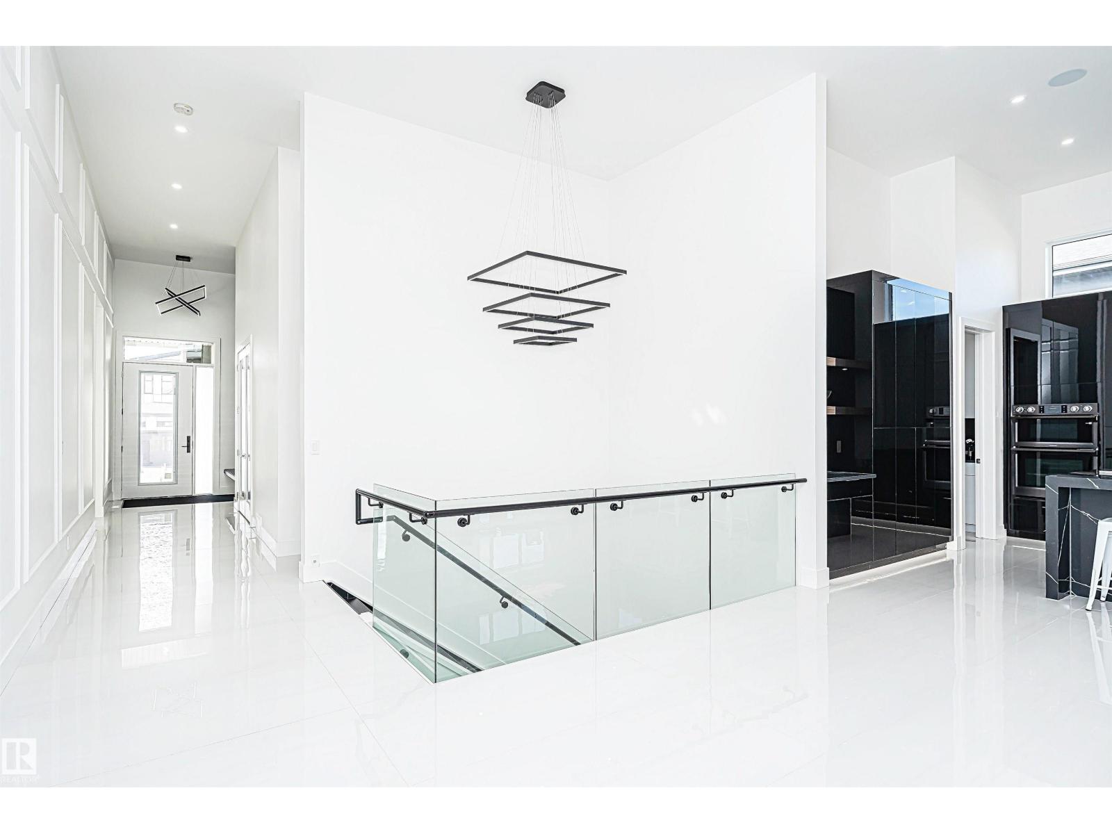 20 EASTON CL, St. Albert