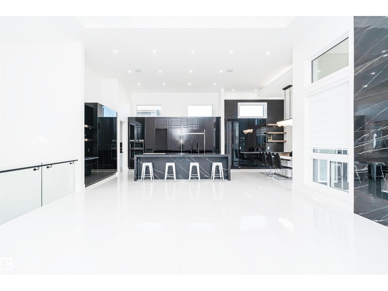 20 EASTON CL, St. Albert