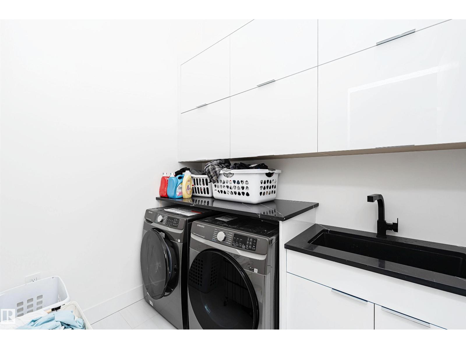 20 EASTON CL, St. Albert