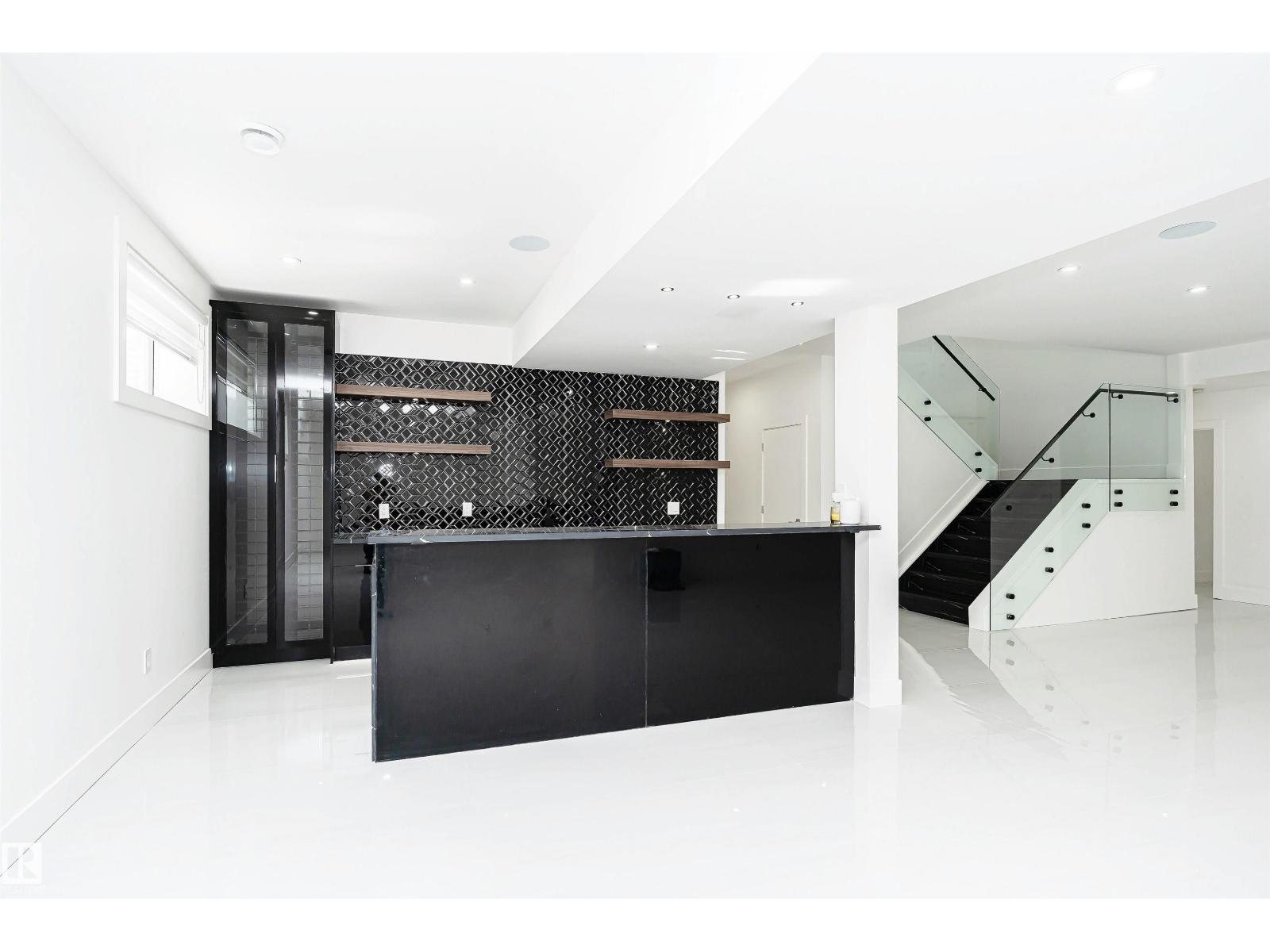 20 EASTON CL, St. Albert