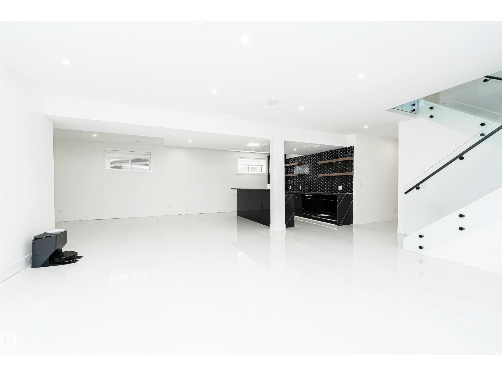 20 EASTON CL, St. Albert