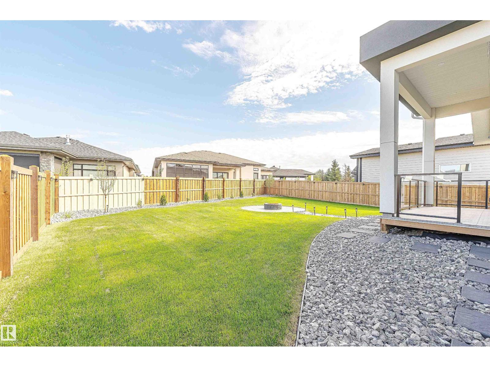 20 EASTON CL, St. Albert