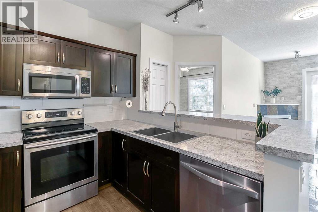 Single Family House for Sale in    Street SE Inglewood Calgary 