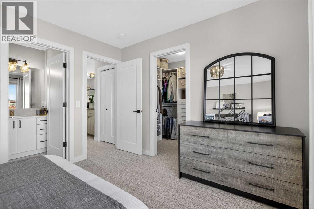 Single Family House for Sale in  Wolf Hollow Park SE Wolf Willow Calgary 