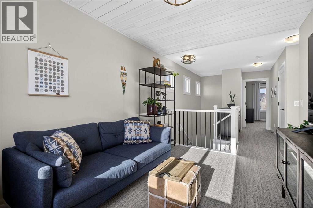 Single Family House for Sale in  Wolf Hollow Park SE Wolf Willow Calgary 