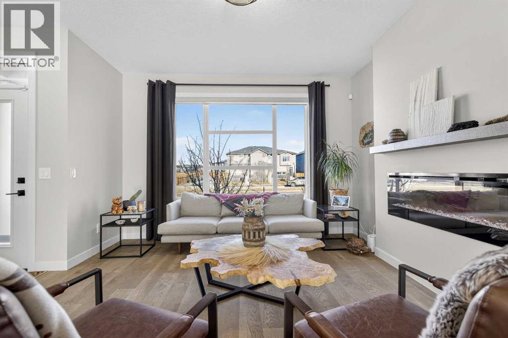 Single Family House for Sale in  Wolf Hollow Park SE Wolf Willow Calgary 