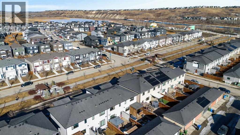 Single Family House for Sale in  Wolf Hollow Park SE Wolf Willow Calgary 