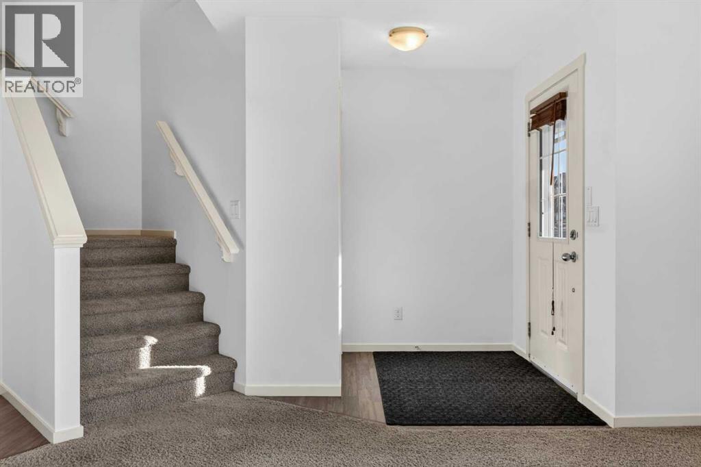 Single Family House for Sale in  Evanston Drive NW Evanston Calgary 