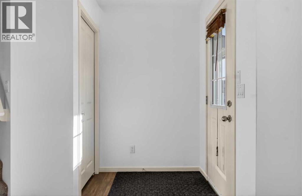 Single Family House for Sale in  Evanston Drive NW Evanston Calgary 