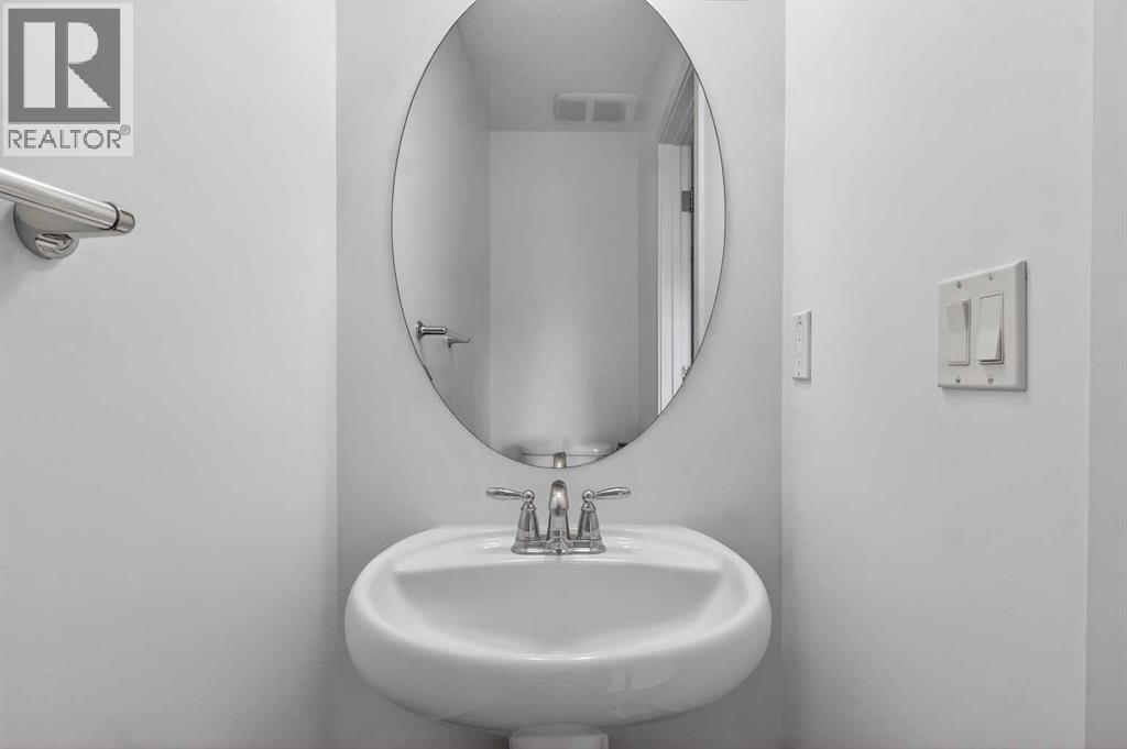 Single Family House for Sale in  Evanston Drive NW Evanston Calgary 