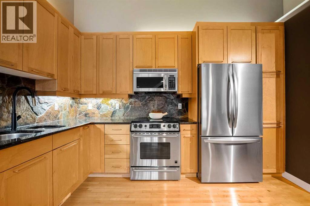 Single Family House 3 Level for Sale in  Patterson View SW Patterson Calgary 