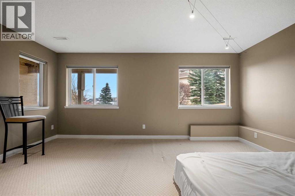 Single Family House 3 Level for Sale in  Patterson View SW Patterson Calgary 