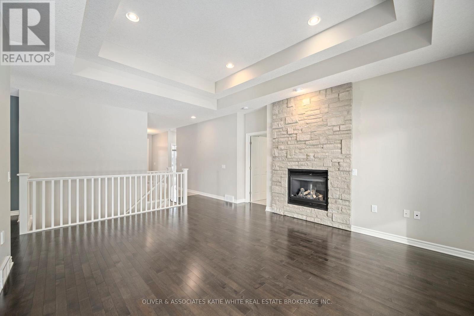 2205 JACK NASH DRIVE - Photo 3 of 25, London South (South A), Ontario