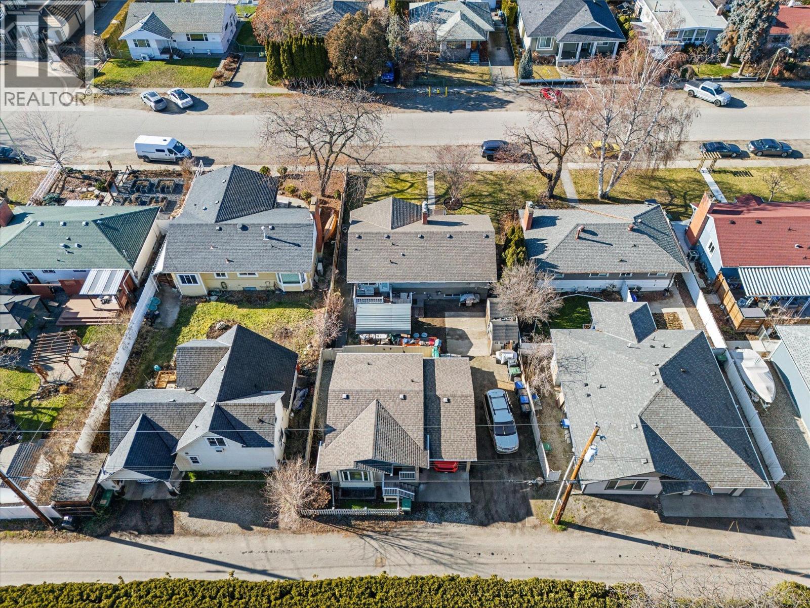  1945 Bowes Street, Kelowna