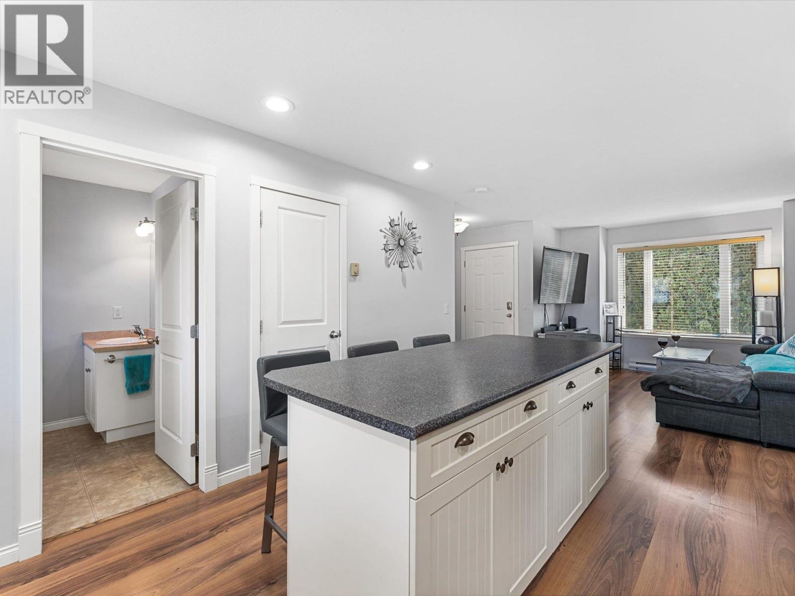  1945 Bowes Street, Kelowna