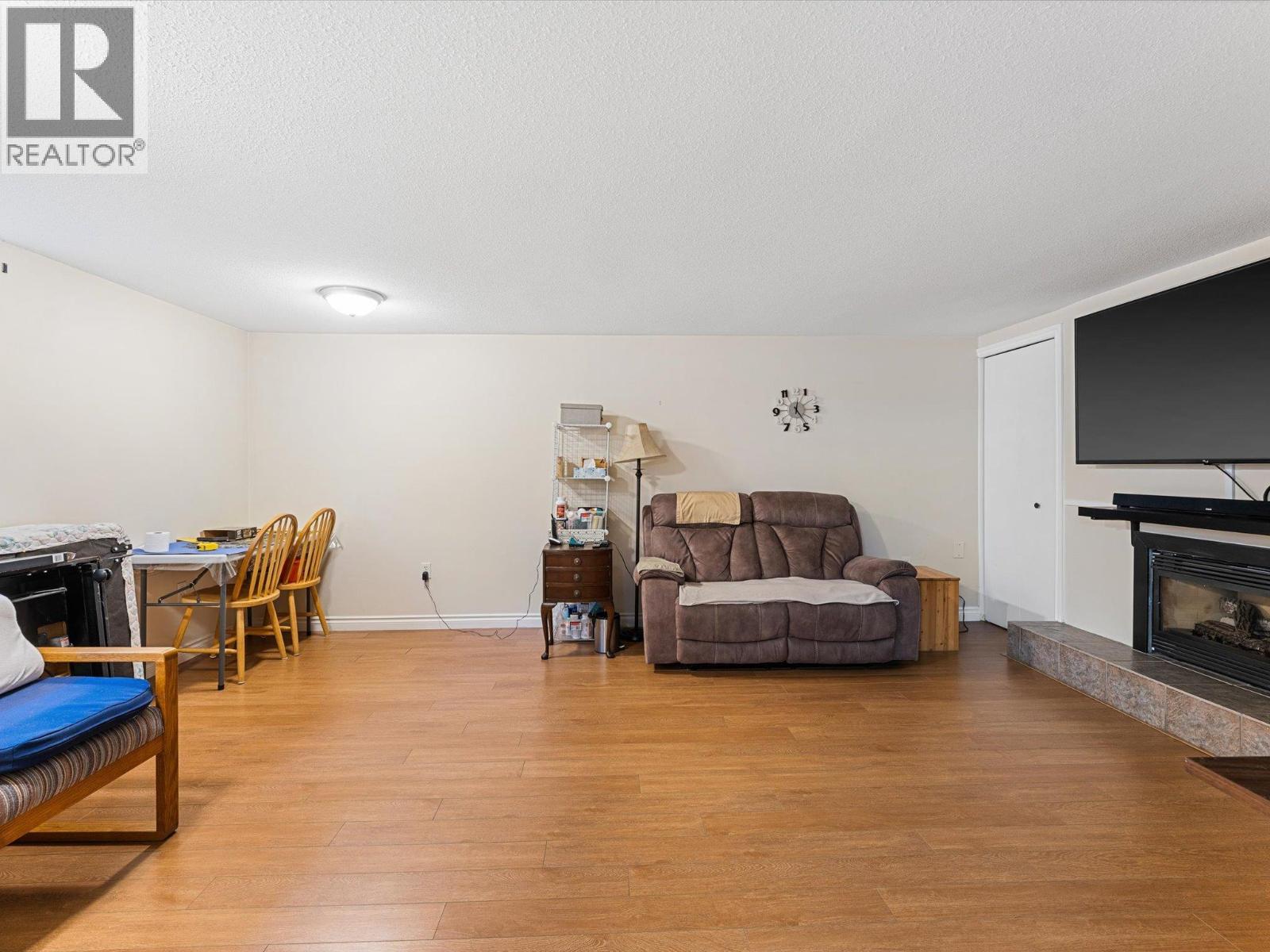  1945 Bowes Street, Kelowna