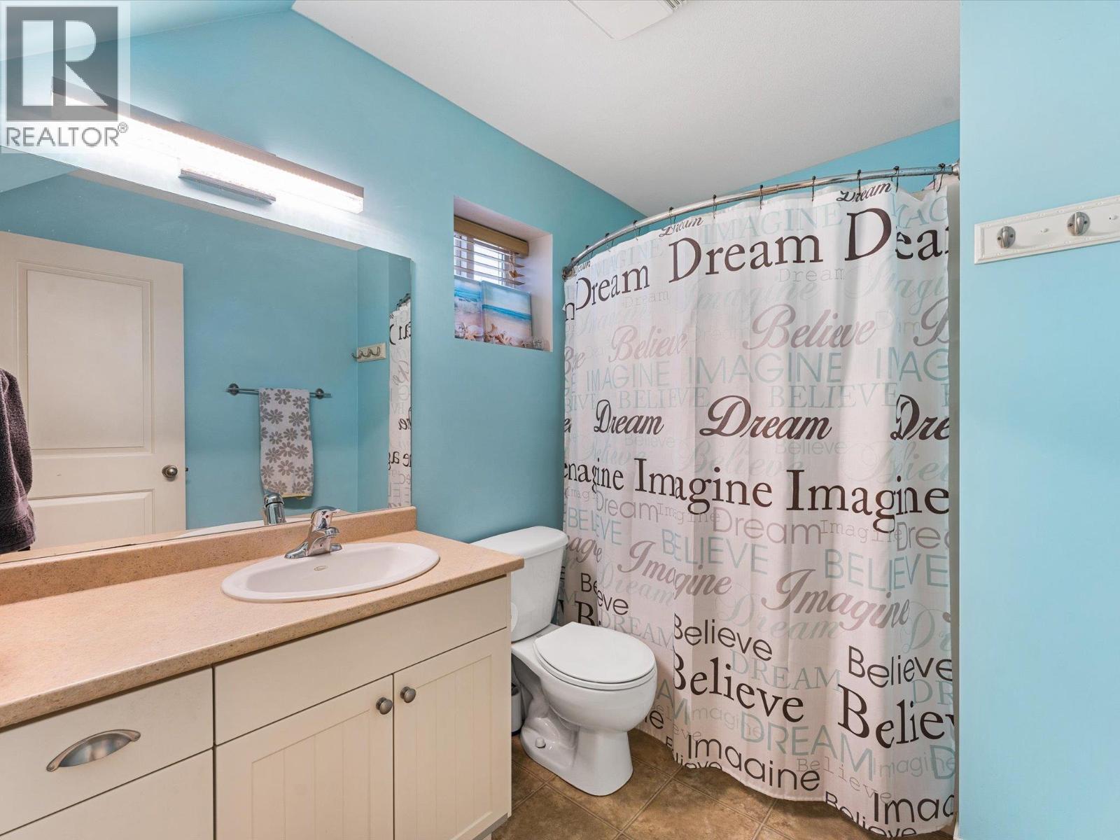  1945 Bowes Street, Kelowna