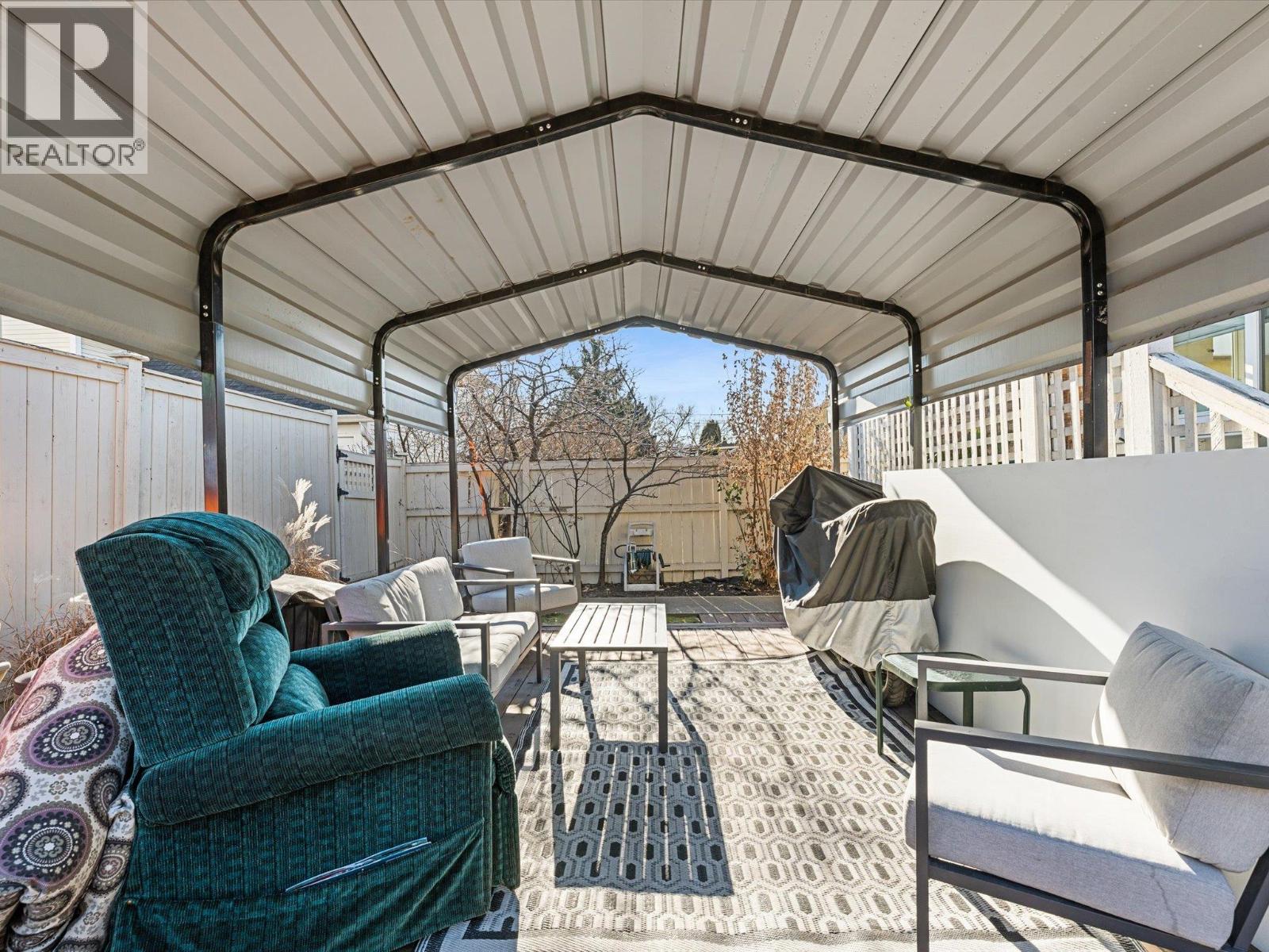  1945 Bowes Street, Kelowna