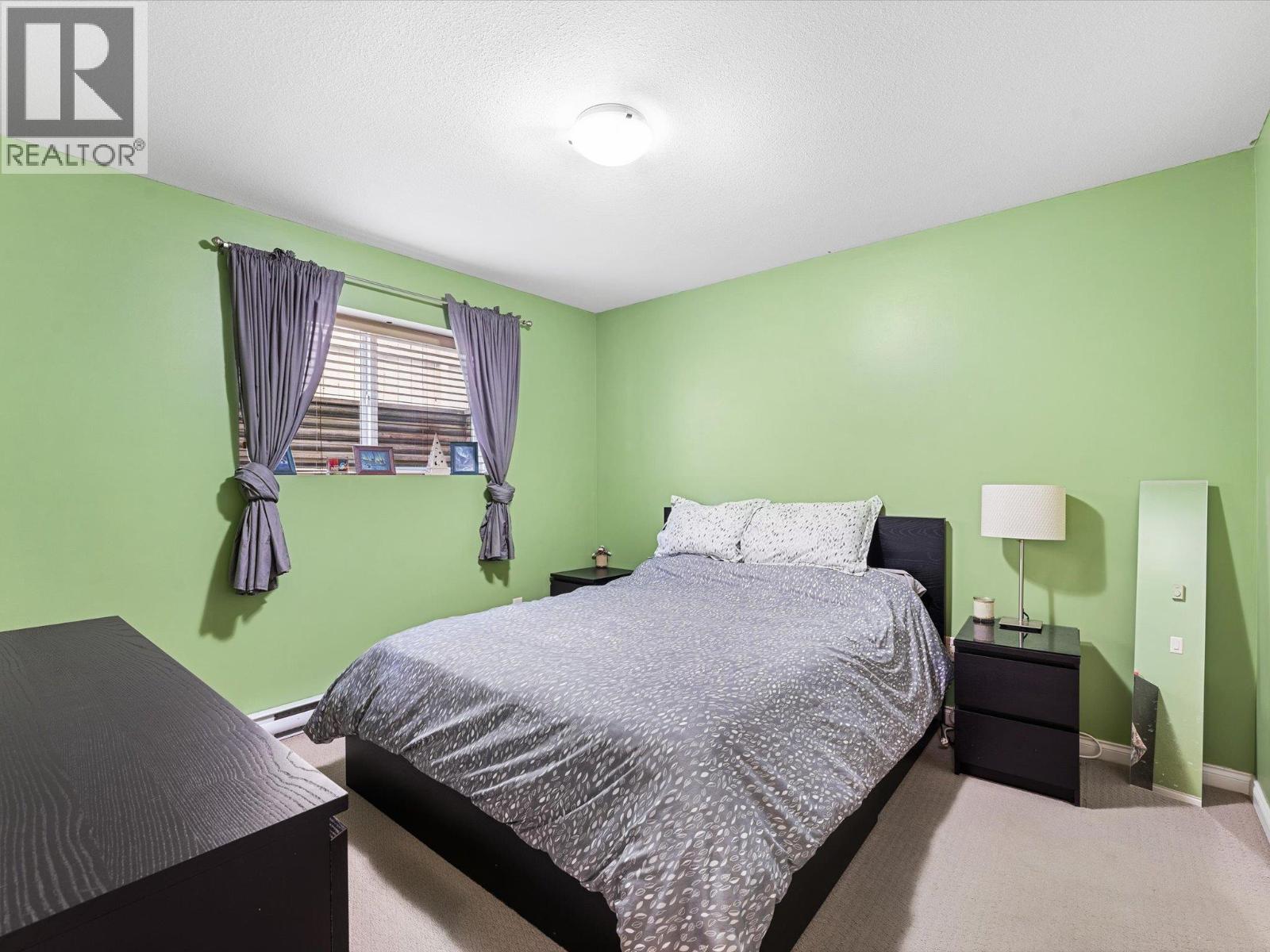  1945 Bowes Street, Kelowna