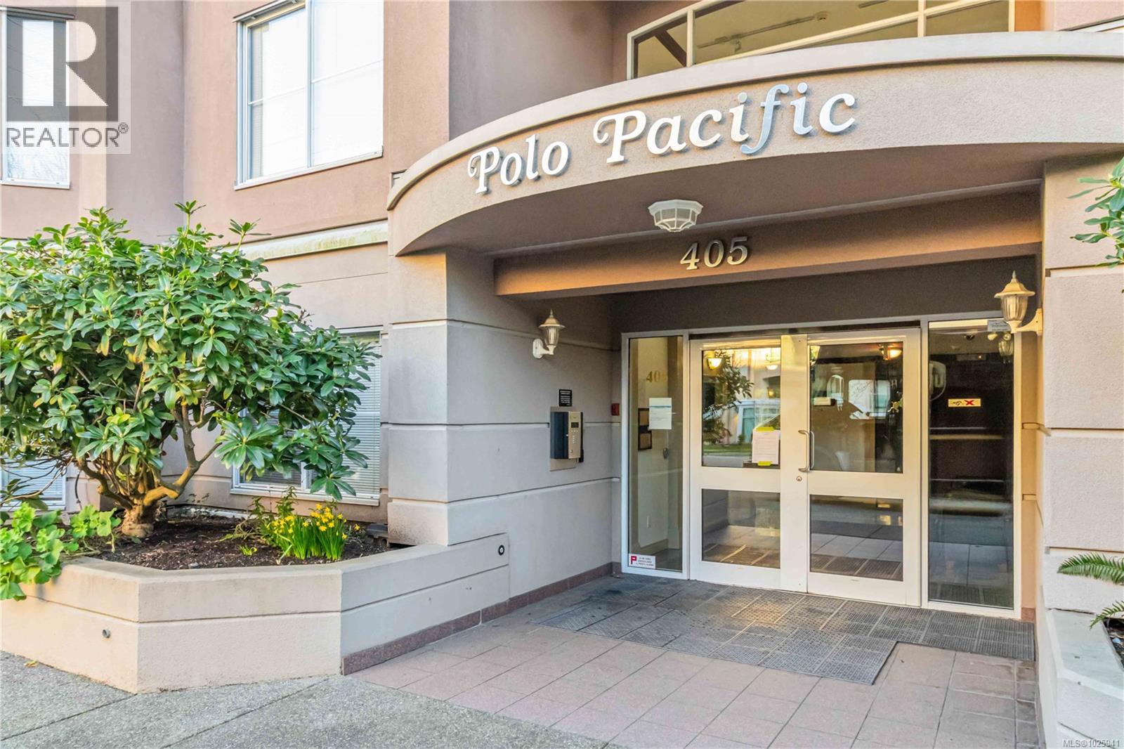 305 405 Quebec Street, Victoria