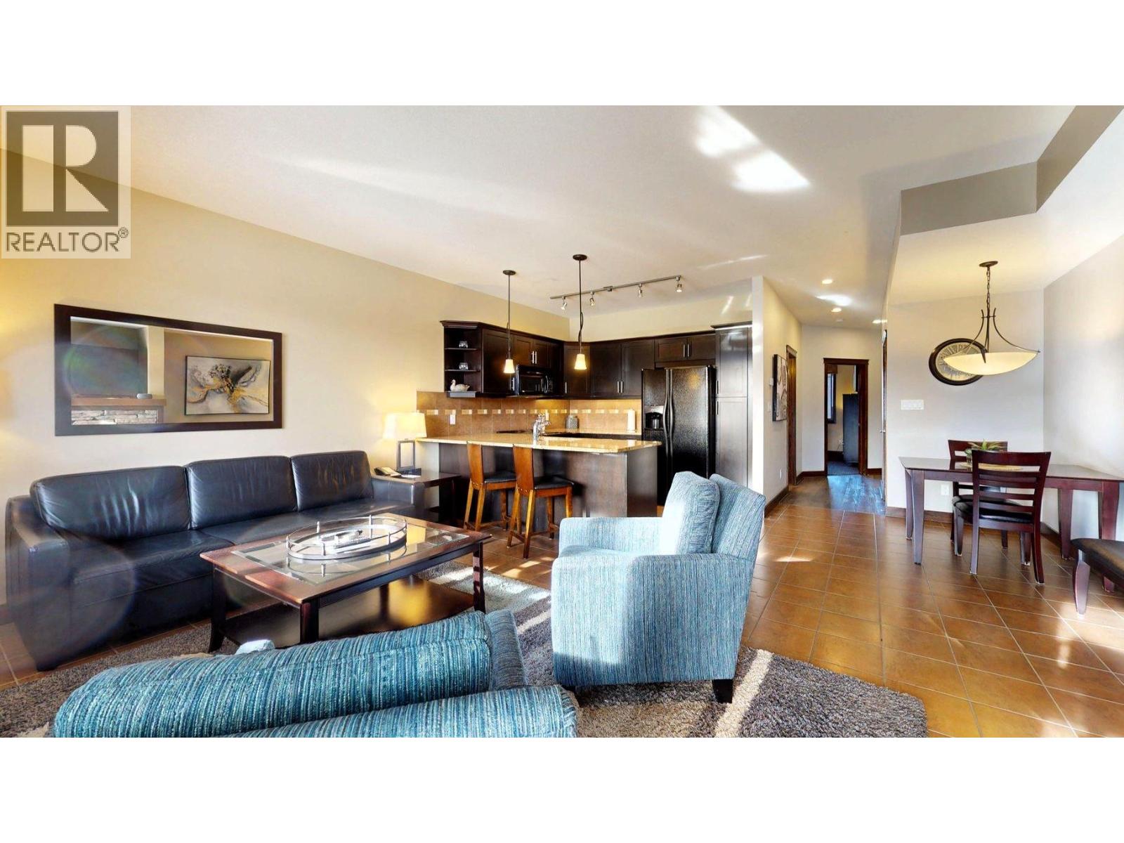 800 BIGHORN Boulevard Unit# 825 E, Radium Hot Springs