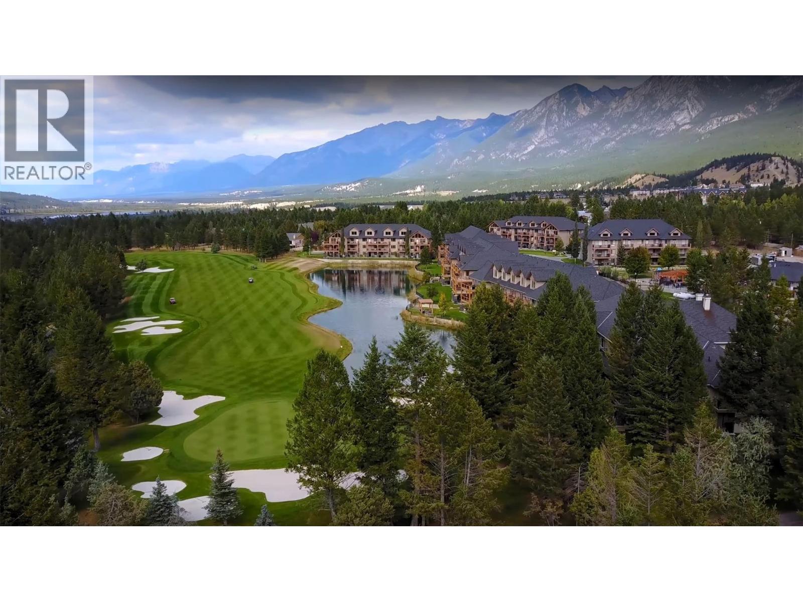 800 BIGHORN Boulevard Unit# 825 E, Radium Hot Springs