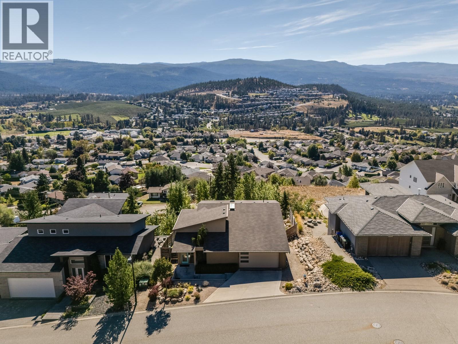  1040 Henderson Drive, Kelowna
