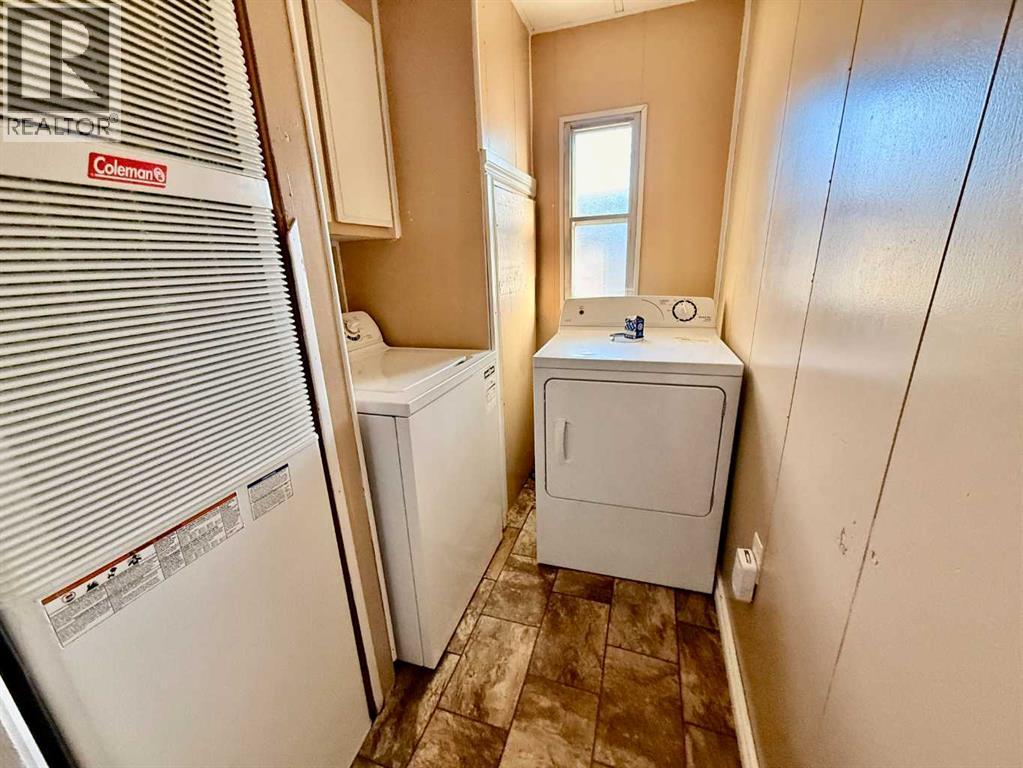 11, 1609 14 STREET - 11