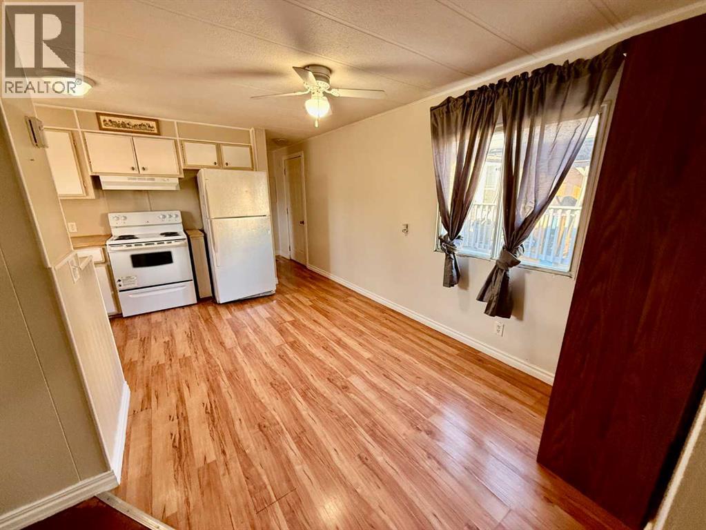 11, 1609 14 STREET - 6