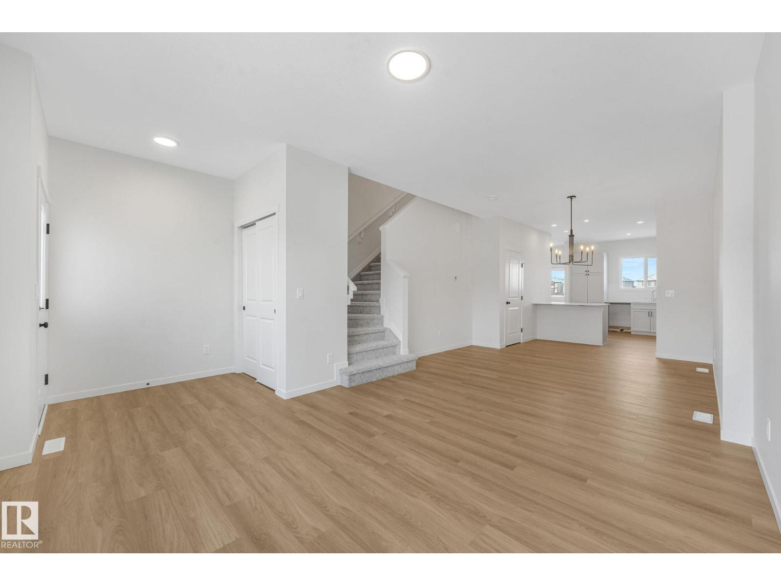 112 Elliott WD, Fort Saskatchewan