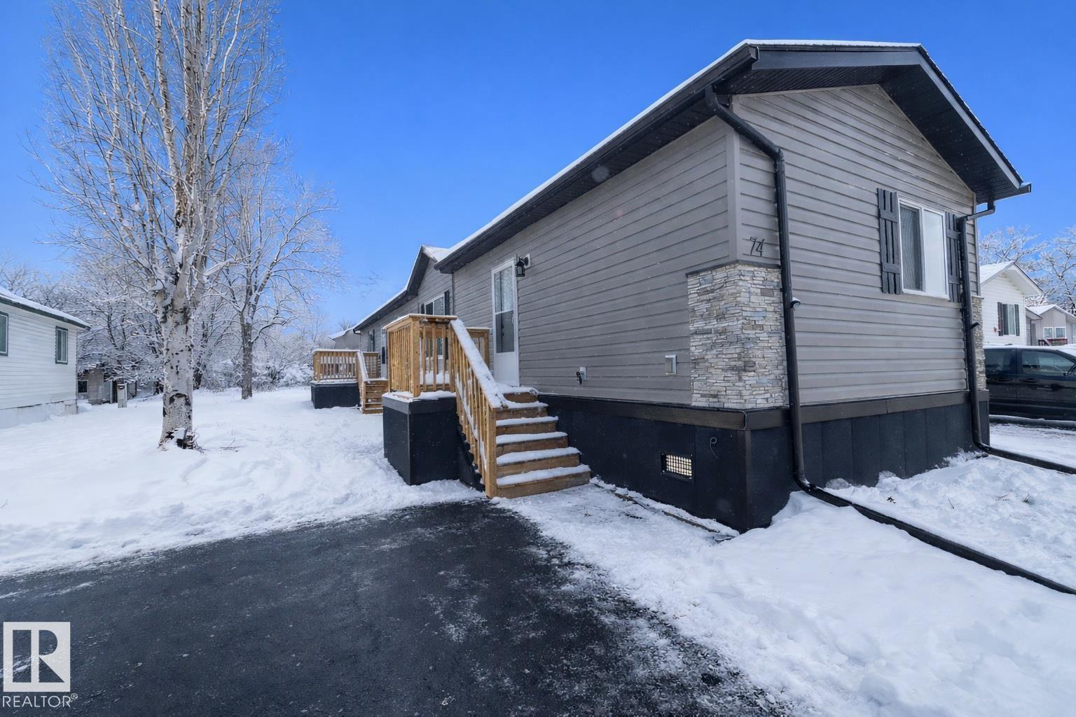 74 Willow Park ES, Leduc